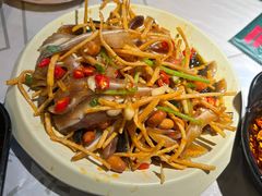 -巴厘龙虾·榜首油焖大虾(音乐学院·沿江酒馆店)