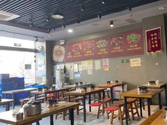 大堂-范贤光鸡公煲(平乐园总店)