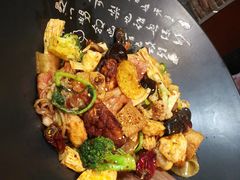 -川人上灶—一麻一辣(汇通新天地店)