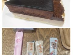 -藏猫猫咖啡主题馆(中央大道店)