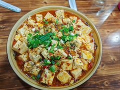 -乡土特色.冷锅鱼.牦牛肉汤锅