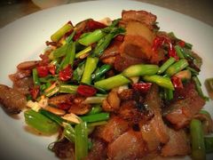 大蒜炒腊肉-乐口福家常菜馆(古庸路店)