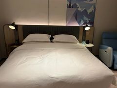 -宜尚酒店(广州上下九永庆坊长寿路地铁站店)