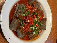 喝丢臭豆腐-喝丢一只鞋海鲜烧烤(市场店)