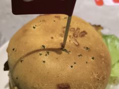 -必胜客(世纪港湾店)