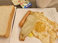 -上海虹桥西郊假日酒店