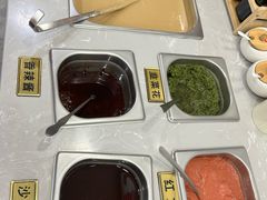 -楼外楼大刀肉传统火锅居(幸福街店)