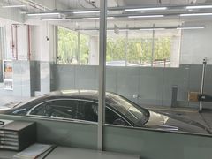 -上海星瀚奔驰4S店(红柳路店)
