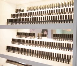 -美斯洛美甲美睫连锁店
