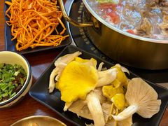-大理.老字号渝记酸萝卜乌鱼(古城总店)