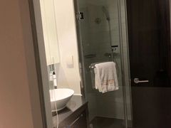 -桔子酒店(深圳东门湖贝地铁站店)