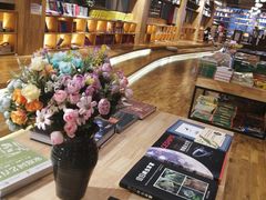 -新华书店(解放中路店)