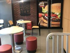 -汉堡王(下沙银泰店)