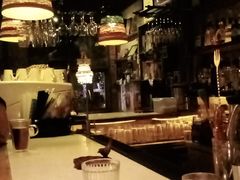 -城墙外BAR