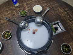 -鸿渡渔庄·特色鸭咀鱼