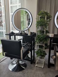 -T-Hair Salon
