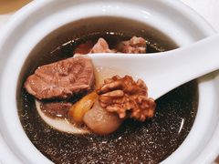 核桃桂圆板栗猪展汤-马旺子酒楼