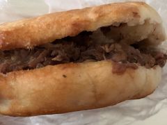 -老西关黄老太牛肉烧饼