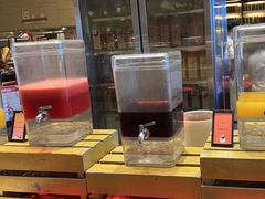 -亚龙湾希尔顿自助餐厅·海鲜·烧烤·沙滩BBQ·现场乐队