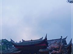-峨眉山报国寺