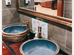-那家老院子东北菜·饺子·小鸡炖蘑菇(艳华街店)