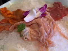 -老牌坊云南鱼豆花火锅(哈西万达店)