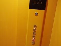 -猴有戏教育戏剧·音乐剧·主持口才·演讲朗诵辩论(环球港华师大校区)