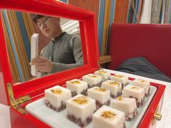 -品海楼·大连海胆锅贴馆(东港店)