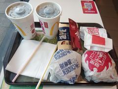 -麦当劳(百联西郊购物中心店)