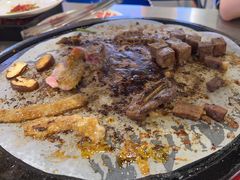 -哈哈碳都·牛肋条无限自助烤肉(宝龙店)