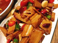 酸辣脆藕-叶派龙虾•招牌香辣蟹·海鲜(中海国际店)