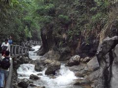 急流旁走-华蓥山天意谷景区