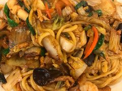 炒海鲜面-香港饭店0410(明洞店)
