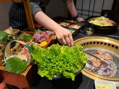 -山川小町·极番烧肉(新地假日广场店)