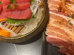 -山川小町·极番烧肉(新地假日广场店)
