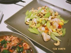 -本来精品川菜(嘉里中心店)