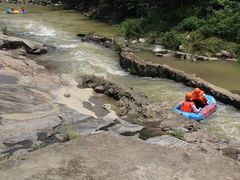 -仙山谷激浪漂流
