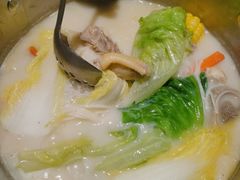 -煲王粤菜餐厅(中侨中心店)