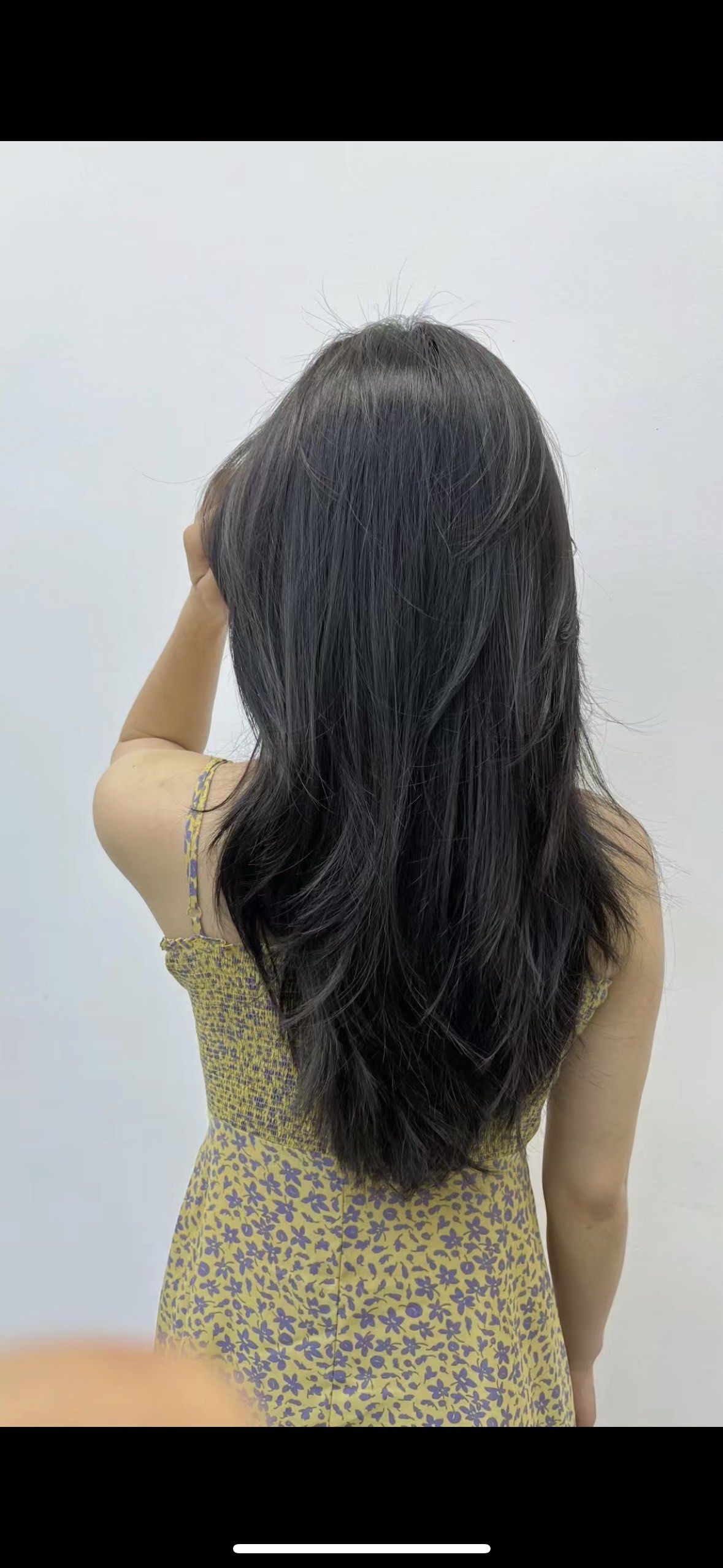 附近哪里做头发好 #今日发型 
,高层次中长发是一种非常流行的沸屯