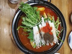 -喇喇排骨火锅·传统韩式脊骨汤(望京西园总店)