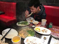 -大漠风烤肉火锅自助餐厅(鹰展店)