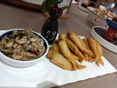 香酥黄鱼配苔虾-鹰龙海畔度假酒店(咸祥店)