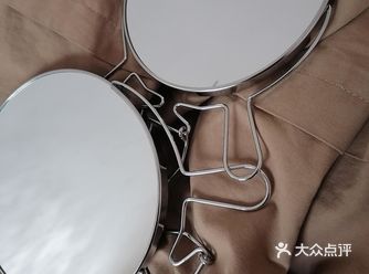 不管是在寝室还是自己的房间我们女孩几都必不可少的一样