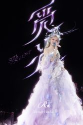 -Renee芮亦婚纱