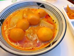 咖喱鱼蛋-禄婶鸡煲·打边炉