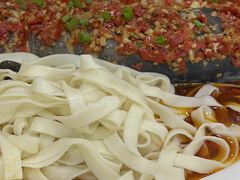 -湖南人家湘菜馆(镇江路店)