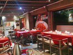 -龙巢盱眙龙虾·牛蛙·烧烤宵夜(八卦岭店)