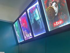 -荒岛实景沉浸密室(江汉路1店)