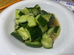 -茸梅路右拐龙虾-农家菜(松江店)