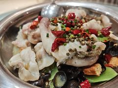干锅椒麻脆皖-辛香味烧鱼馆·非遗技艺·排骨红烧肉(光谷医药园店)
